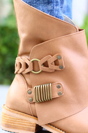 Bootie Julieta Camel